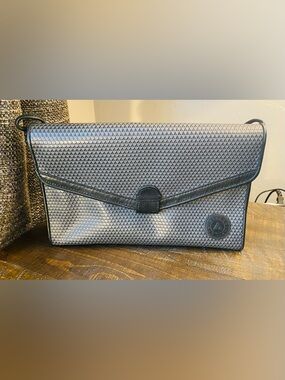 Vintage Liz Claiborne Black and Gray Patterned Envelope Clutch Shoulder Bag